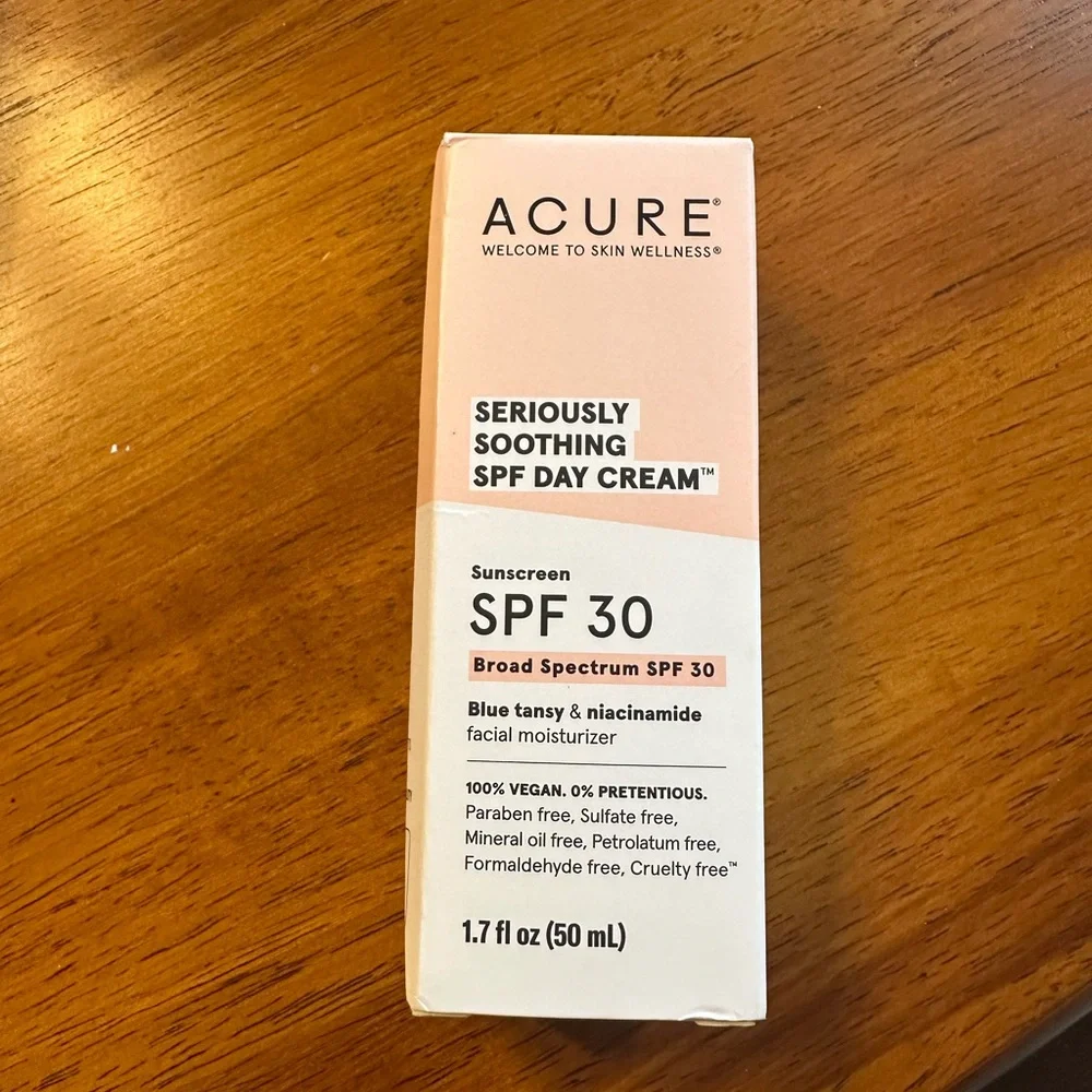 Sale - Skin Care Bundle - Picture 4 of 10